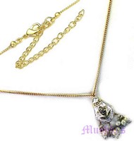 Lac pendant with metal chain necklace - click here for large view